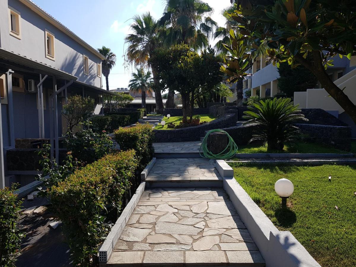 Asteraki Aparthotel Gouvia Luaran gambar